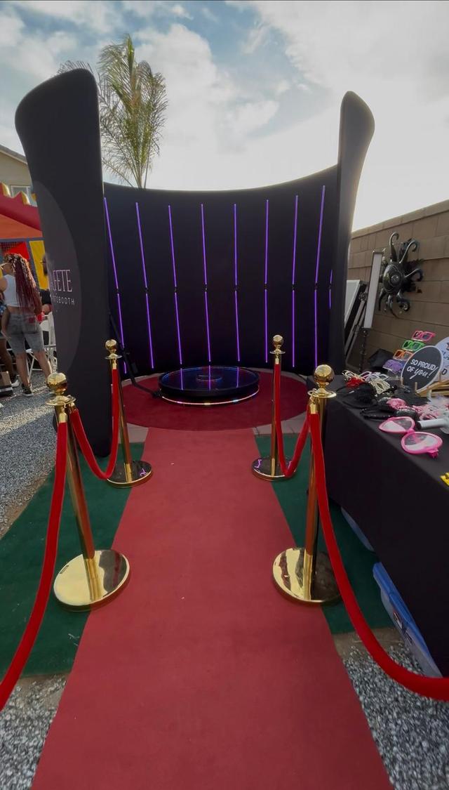 Luna Fete 360 Photobooth setup